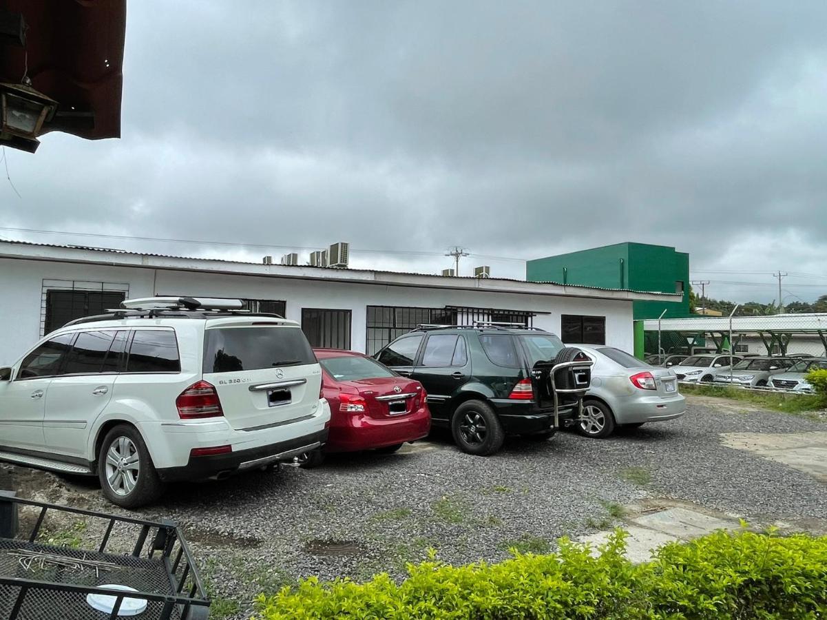 Hotel El Coco Alajuela Zewnętrze zdjęcie