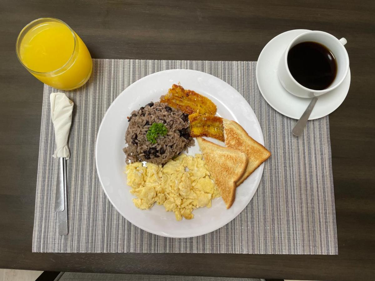 Hotel El Coco Alajuela Zewnętrze zdjęcie